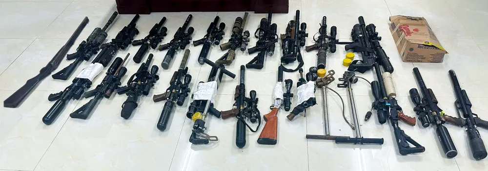 Vụ chế tạo, mua bán vũ khí hàng chục tỉ đồng Mua một về bán gấp đôi.jpg