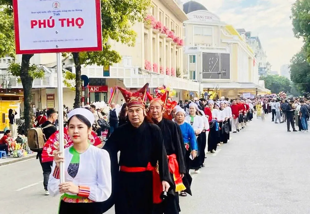 Phú Thọ ghi dấu ấn đậm nét tại Ngày hội Văn hóa dân tộc Mường 2.jpeg