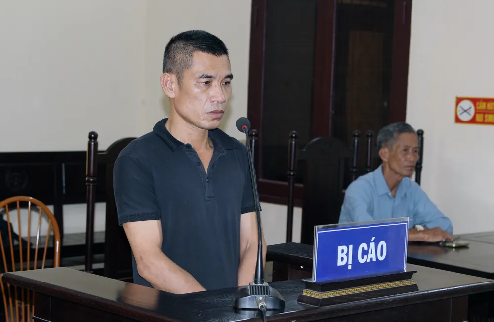 Trần Văn Kiên tại phiên toà. Ảnh: Anh Vũ