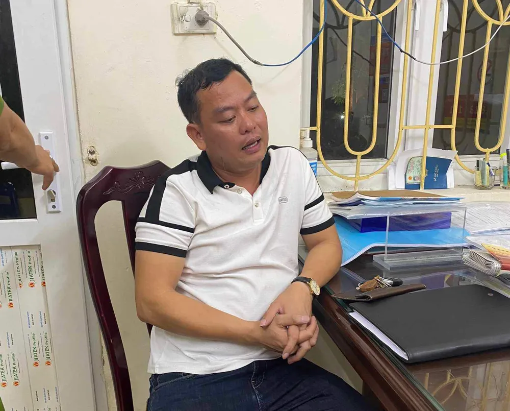 Lái xe Hoàng Văn Linh tại cơ quan công an. Ảnh: BCA Lái xe Hoàng Văn Linh tại cơ quan công an. Ảnh: BCA