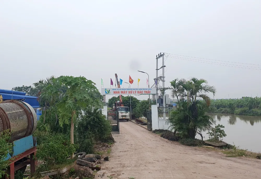 rác tồn đọng ở xã Kiến Thiết, huyện Tiên Lãng, Hải Phòng