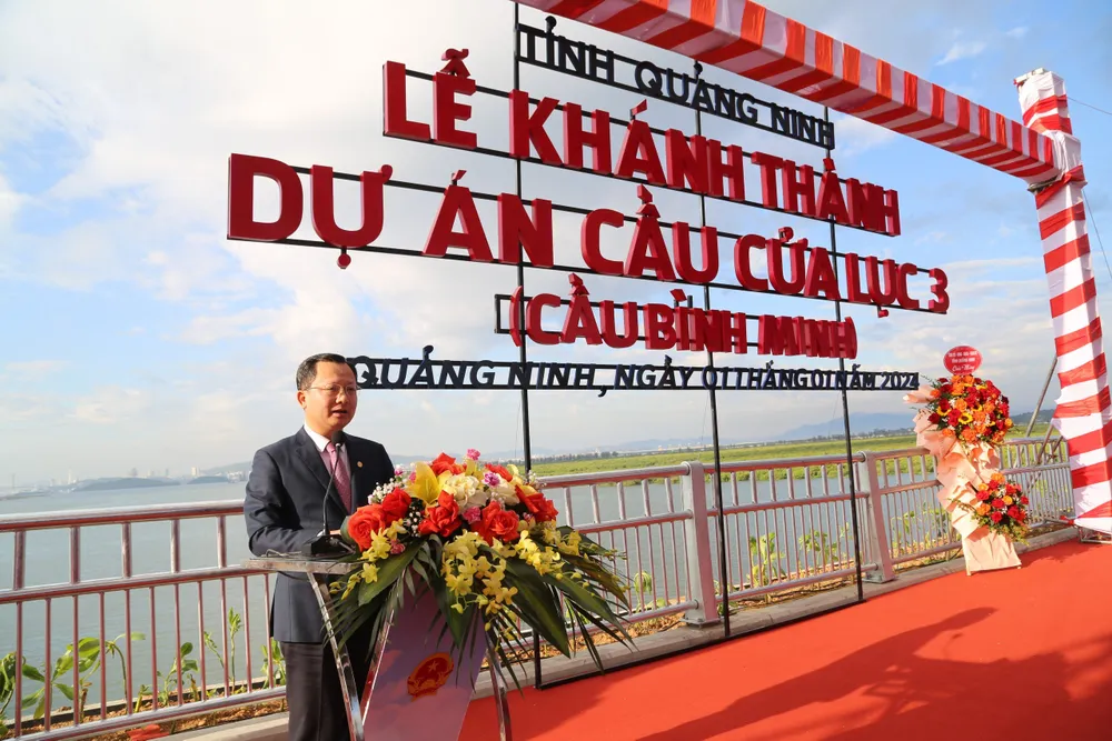 Chủ tịch UBND tỉnh Quảng Ninh Cao Tường Huy phát biểu tại lễ khánh thành cầu Bình Minh