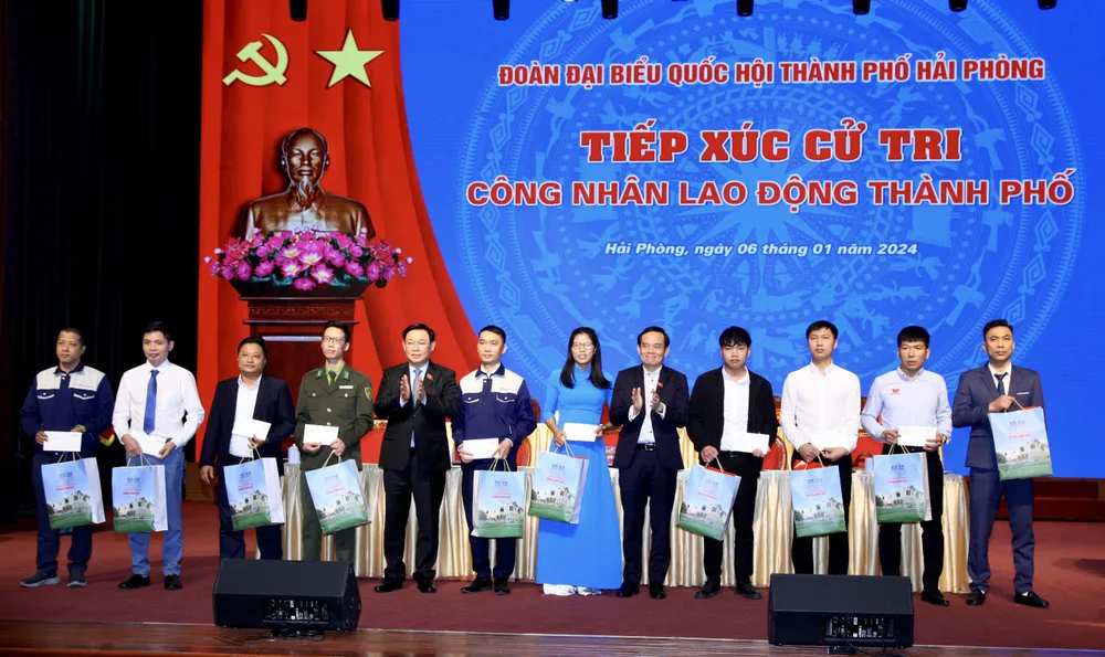 chu-tich-quoc-hoi-can-phai-tinh-toan-rat-ky-luong-khi-sua-doi-luat-viec-lam-luat-bao-hiem-xa-hoi-2-3120.jpg