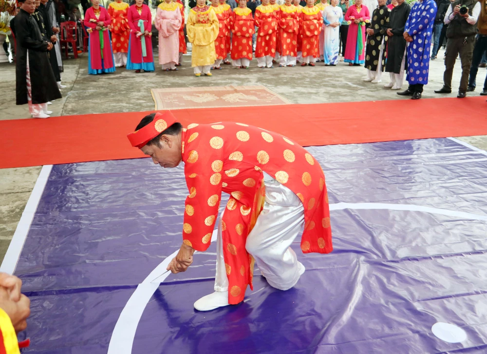 le-hoi-minh-the-hoi-the-khong-tham-nhung-doc-nhat-vo-nhi-o-hai-phong-5.JPG
