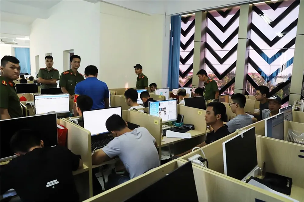 Nhóm người Trung Quốc bị bắt giữ trong đường dây đánh bạc tại Our City cách đây 5 năm tong-ket-chuyen-an-pha-duong-day-danh-bac-online-hon-12-nghin-ti-do-nguoi-trung-quoc-van-hanh-tai-hai-phong-3.jpg
