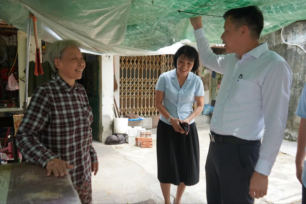 Bà Bốn cho biết đã sẵn sàng di dời trước khi bão số 3 đổ bộ. Ảnh: ANH VŨ hai-phong-quang-ninh-du-kien-ke-hoach-di-doi-hang-chuc-nghin-nguoi-dan-trong-hom-nay-truoc-con-bao-so-3-4.jpg