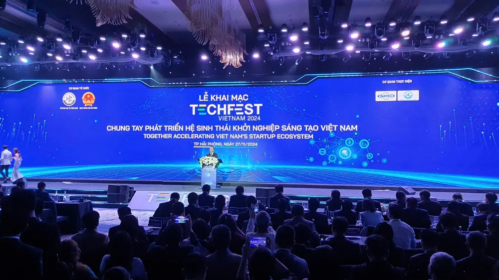 Toàn cảnh lễ khai mạc TECHFEST Việt Nam 2024 với chủ đề 'Chung tay phát triển hệ sinh thái khởi nghiệp sáng tạo Việt Nam'. Ảnh: BTC