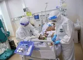 'Nổ' thực phẩm chức năng như thuốc chữa bệnh khiến người mua tiền mất, tật mang ảnh 2 Nguy hiểm từ việc tự dùng đơn thuốc chữa COVID-19
