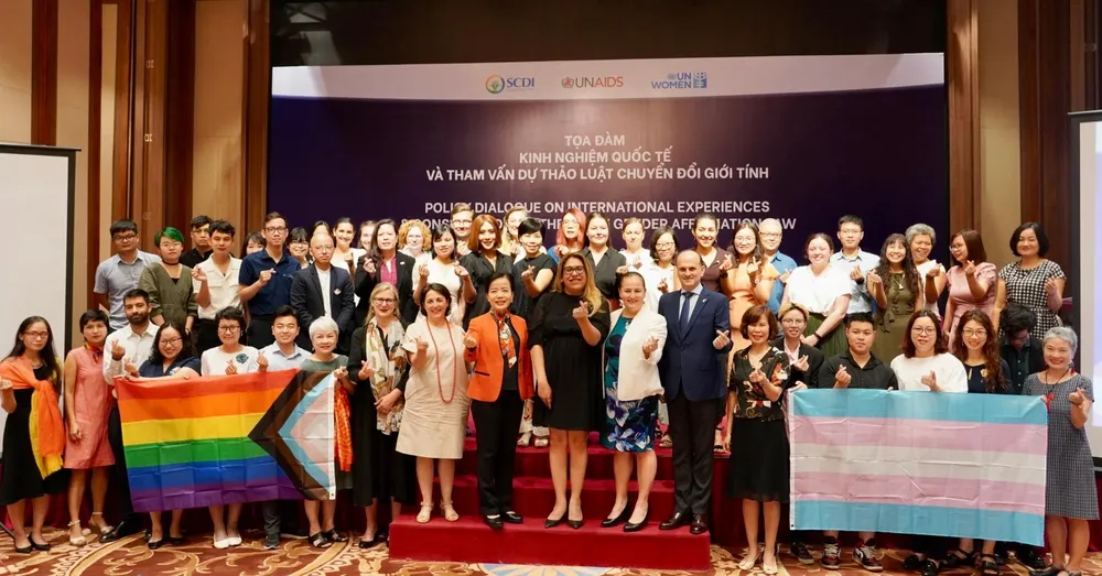 Toạ đàm kinh nghiệm quốc tế và tham vấn dự thảo luật chuyển đổi giới tính diễn ra ngày 26-8. Ảnh: NHƯ LOAN
