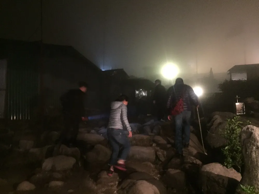 Hành hương lên Yên Tử lúc nửa đêm ảnh 6