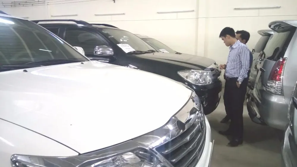 Các hãng đua nhau giảm giá, cạnh tranh giúp người tiêu dùng hưởng lợi.