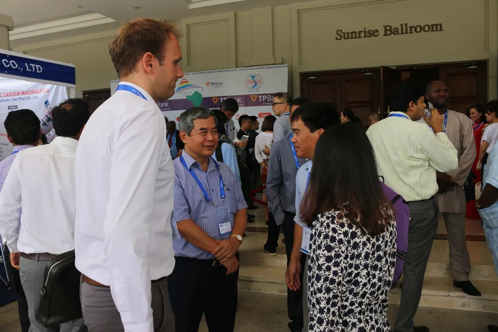 1.000 khách quốc tế đến Việt Nam tìm hiểu hạt điều ảnh 2 1.000 khách quốc tế đến Việt Nam tìm hiểu hạt điều ảnh 2