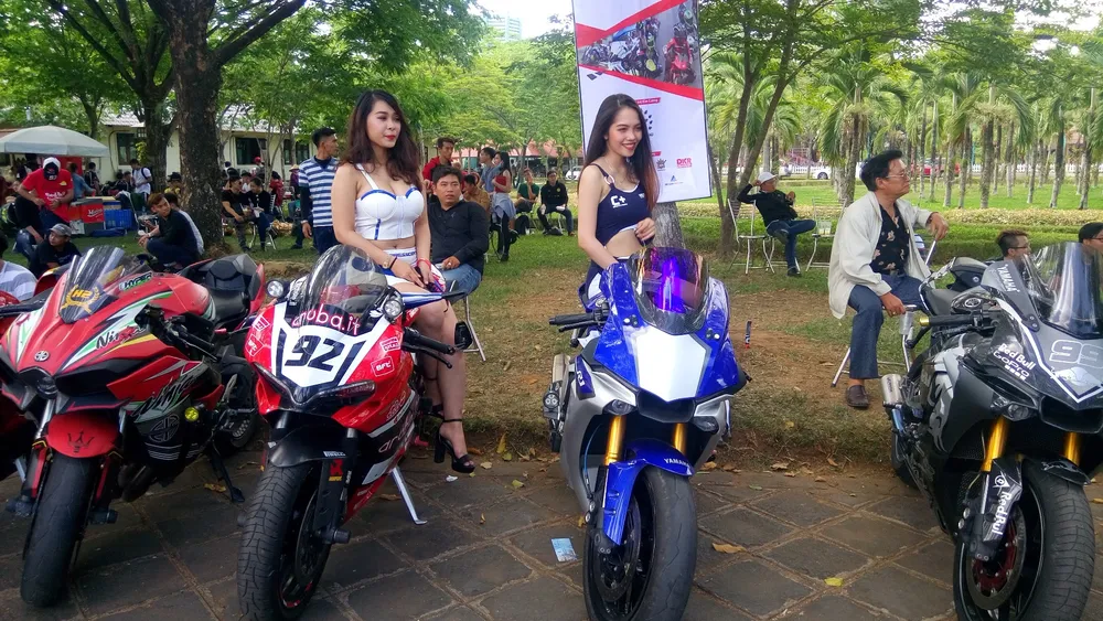 Bóng hồng làm 'nóng' đại hội mô tô lớn nhất Việt Nam ảnh 4