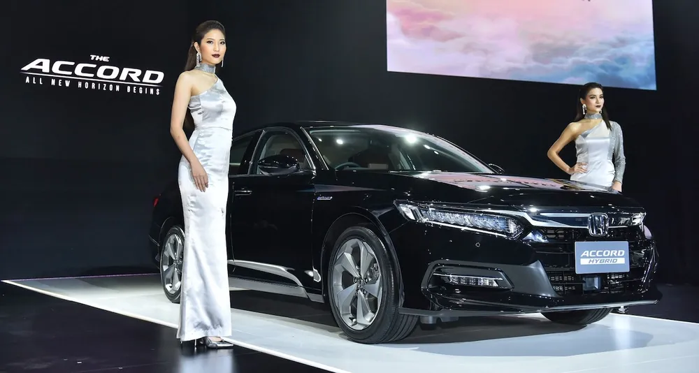 hinh-xe-Honda-Accord-ban-e