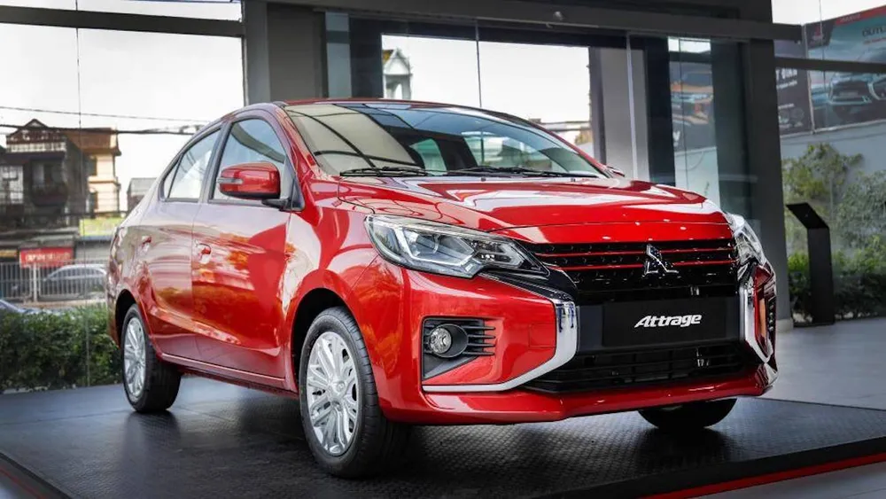 hinh-Mitsubishi-Attrage-2020-gia-re