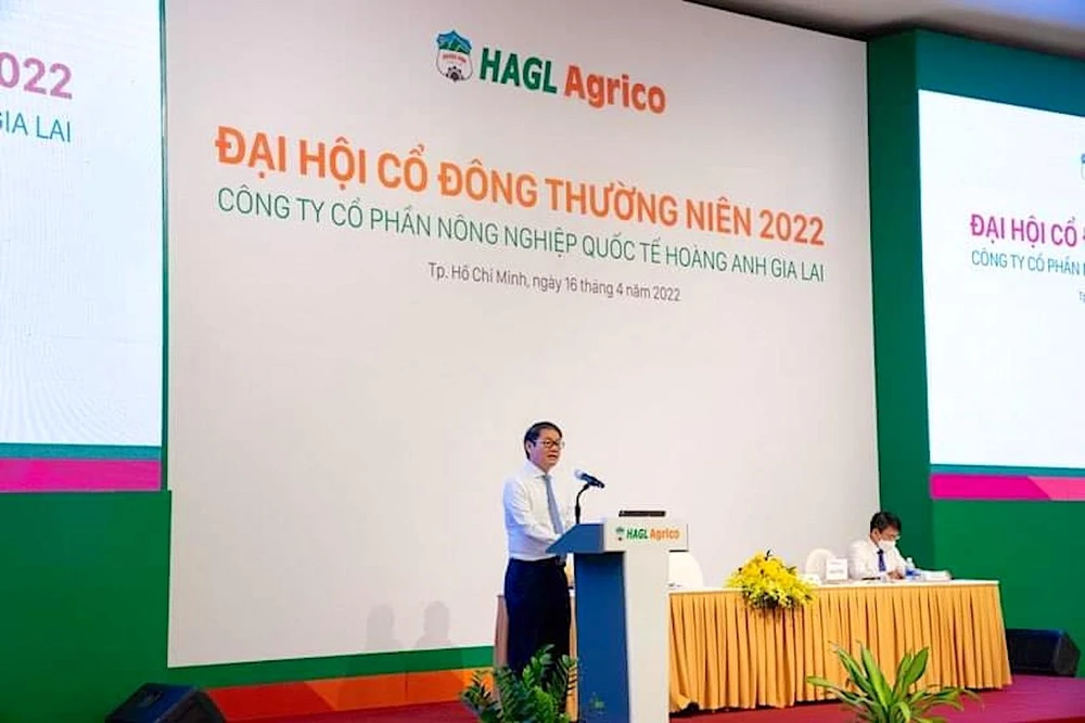 Ông Trần Bá Dương, Chủ tịch HĐQT của HAGL Agrico (HNG) đề ra các mục tiêu trong năm 2022 - 2023 sẽ đầu tư đồng bộ hạ tầng kỹ thuật (thủy lợi, điện, giao thông), đầu tư chuồng trại, cơ giới hoá...