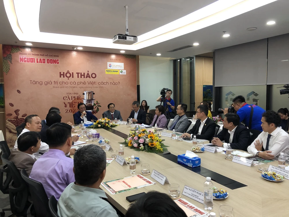 Việt Nam phải sản xuất cà phê sạch để đáp ứng thị trường tiêu thụ, đặc biệt là những thị trường khó tính. Ảnh: QH