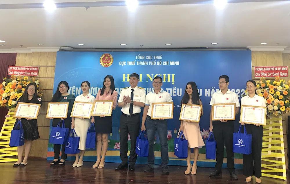Cục Thuế TP.HCM vinh danh doanh nghiệp nộp thuế tiêu biểu
