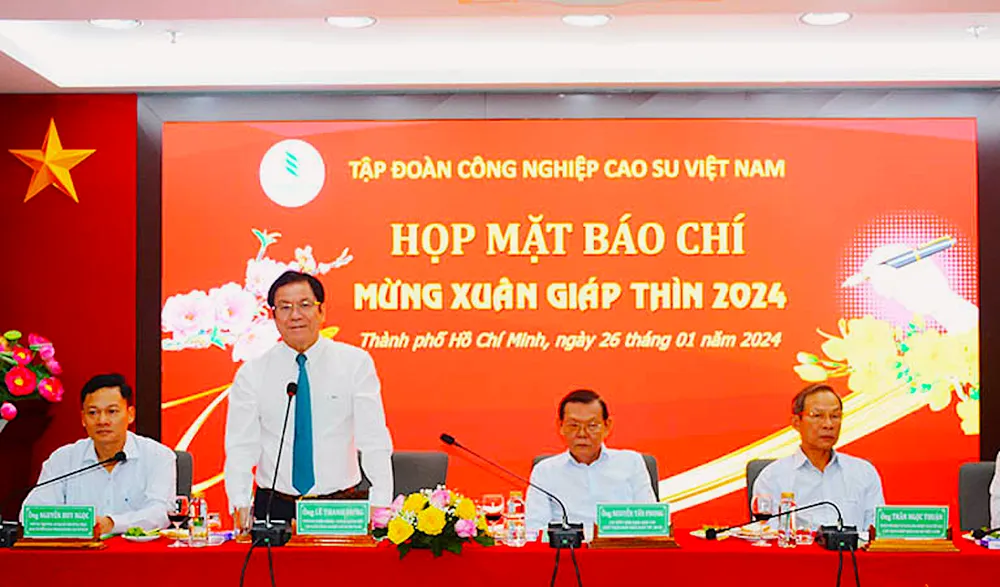 Ông Lê Thanh Hưng, Tổng giám đốc Tập đoàn Công nghiệp Cao su Việt Nam (VRG) thông tin về sản xuất, kinh doanh. Ảnh: MP ong-Le-Thanh-hung.png