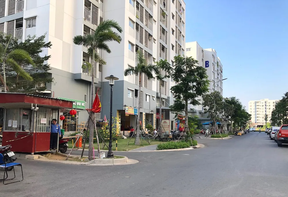 Đề xuất bổ sung hai đối tượng được vay gói 125.000 tỉ đồng. Ảnh: MINH LONG nha-o-xa-hoi-gia-re.jpeg