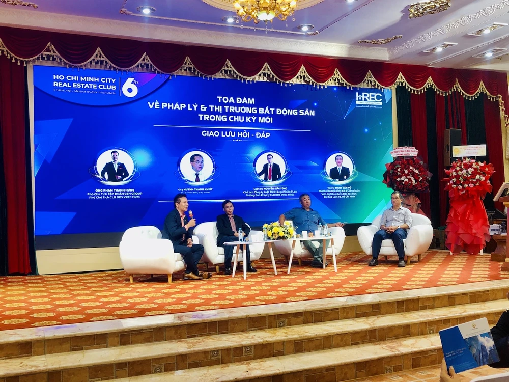 Các chuyên gia kỳ vọng hành lang pháp rõ ràng sẽ giúp bất động sản phục hồi bền vững hơn. Ảnh: QH bat-dong-san-Luat-Dat-dai-Luat-nha-o3.jpg