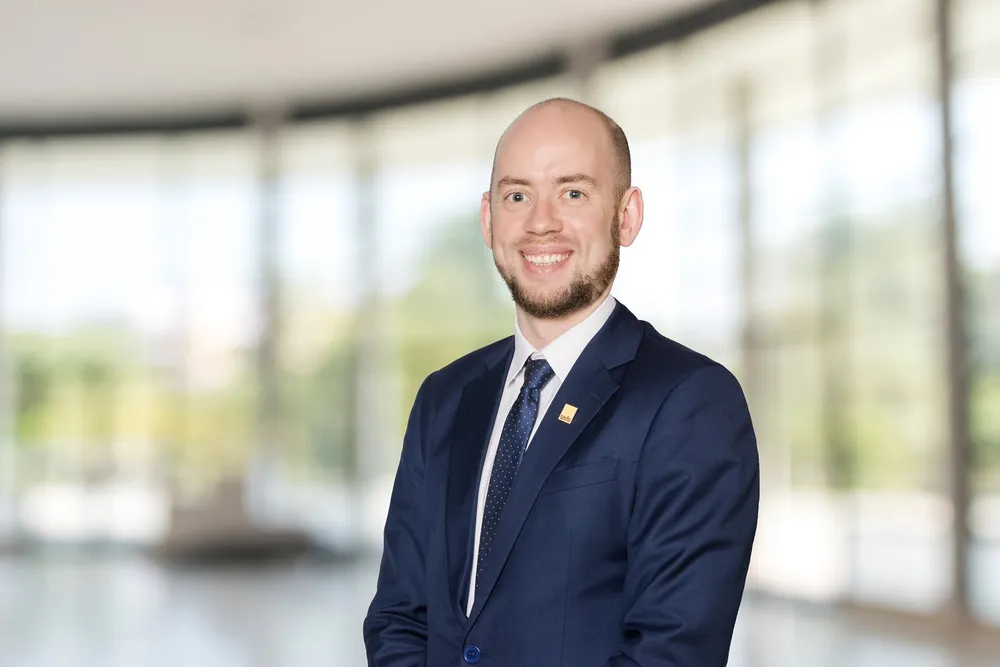 Ông Thomas Rooney, Quản lý cấp cao Bộ phận cho thuê Công nghiệp Savills Việt Nam chip bán dẫn
