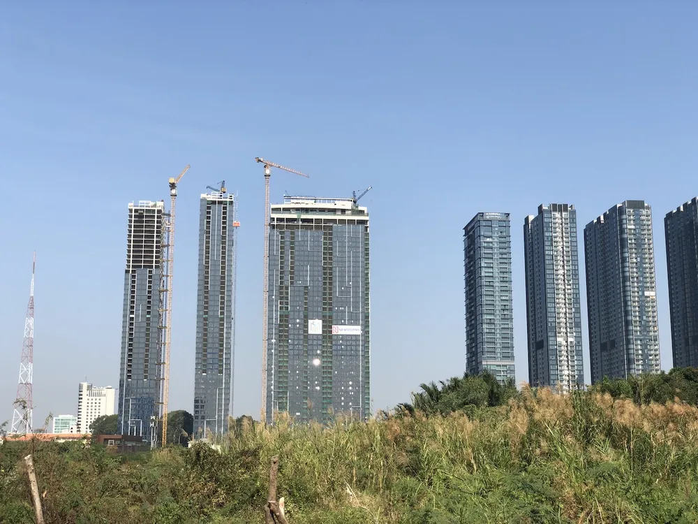 Nguồn cung bất động sản mở bán nửa đầu năm 2024 chủ yếu là phân khúc căn hộ cao cấp, hạng sang. Ảnh: QH bat-dong-san-tp-thu-duc3.JPG
