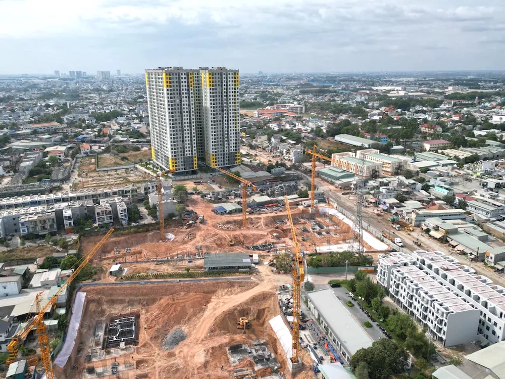 Hạ tầng metro, sân bay, cầu, đường vành đai... được đầu tư đẩy mạnh đang tạo động lực cho người dân TP.HCM mua bất động sản ở Bình Dương, Đồng Nai. người dân TP.HCM