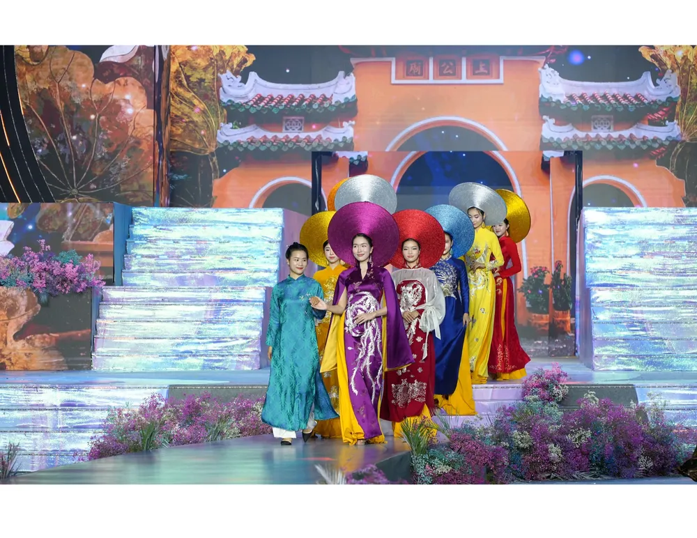 le-hoi-ao-dai-8-3.7png.png