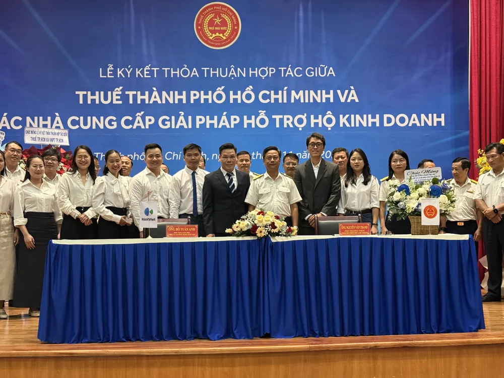 Liên minh thuế TP.HCM gồm 7 công ty lớn hỗ trợ hộ kinh doanh chuyển đổi