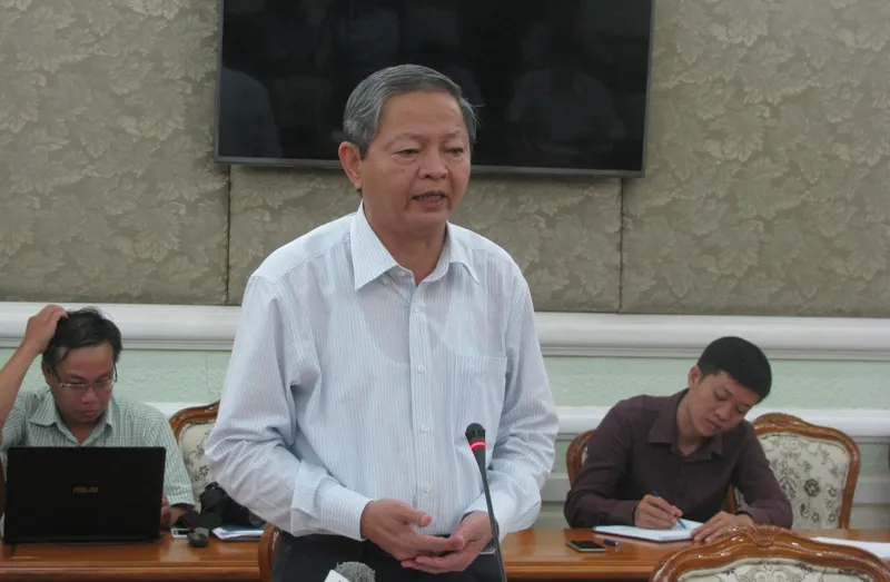 Phó Chủ tịch UBND TP.HCM Lê Văn Khoa kết luận cuộc họp. Ảnh: TÁ LÂM