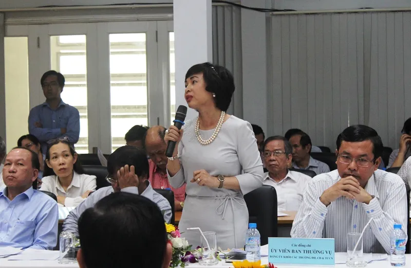 Bí thư Thăng: ‘Lương 3 triệu sao giữ được người giỏi' ảnh 2