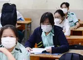 7.500 học sinh tiểu học ở TP.HCM rút học bạ chuyển về quê ảnh 2 Phụ huynh lớp nhỏ ngần ngại cho con đến trường