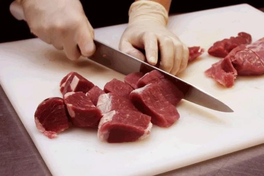 che-bien-thuc-an-tai-nha-mua-covid-19