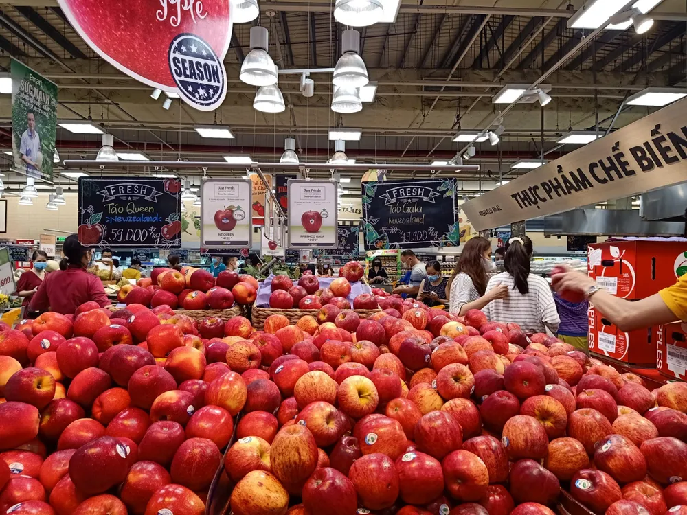 Táo rất hiệu quả trong chế độ giảm cân của phụ nữ. ẢNH: HẠ QUYÊN Táo rất hiệu quả trong chế độ giảm cân của phụ nữ. ẢNH: HẠ QUYÊN