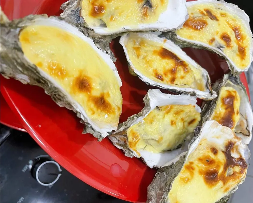 Hàu chứa hàm lượng kẽm cao. ẢNH: HẠ QUYÊN Hàu chứa hàm lượng kẽm cao. ẢNH: HẠ QUYÊN