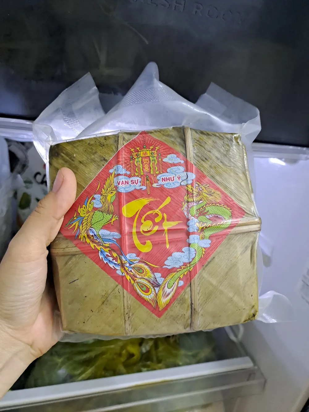 Bánh chưng hút chân không bảo quản được 5- 10 ngày, tùy thời tiết và nhiệt độ. Ảnh: HẠ QUYÊN