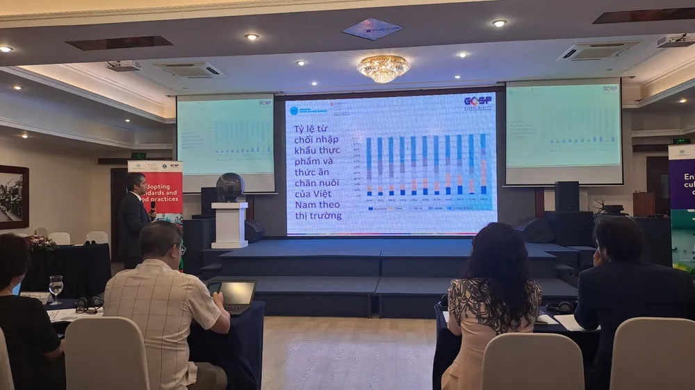 Ông Bahramalian Nima, Giám đốc Dự án Chương trình tiêu chuẩn, chất lượng UNIDO chia sẻ tại hội thảo. Ảnh: THU HÀ Ông Bahramalian Nima, Giám đốc Dự án Chương trình tiêu chuẩn, chất lượng UNIDO chia sẻ tại hội thảo. Ảnh: THU HÀ