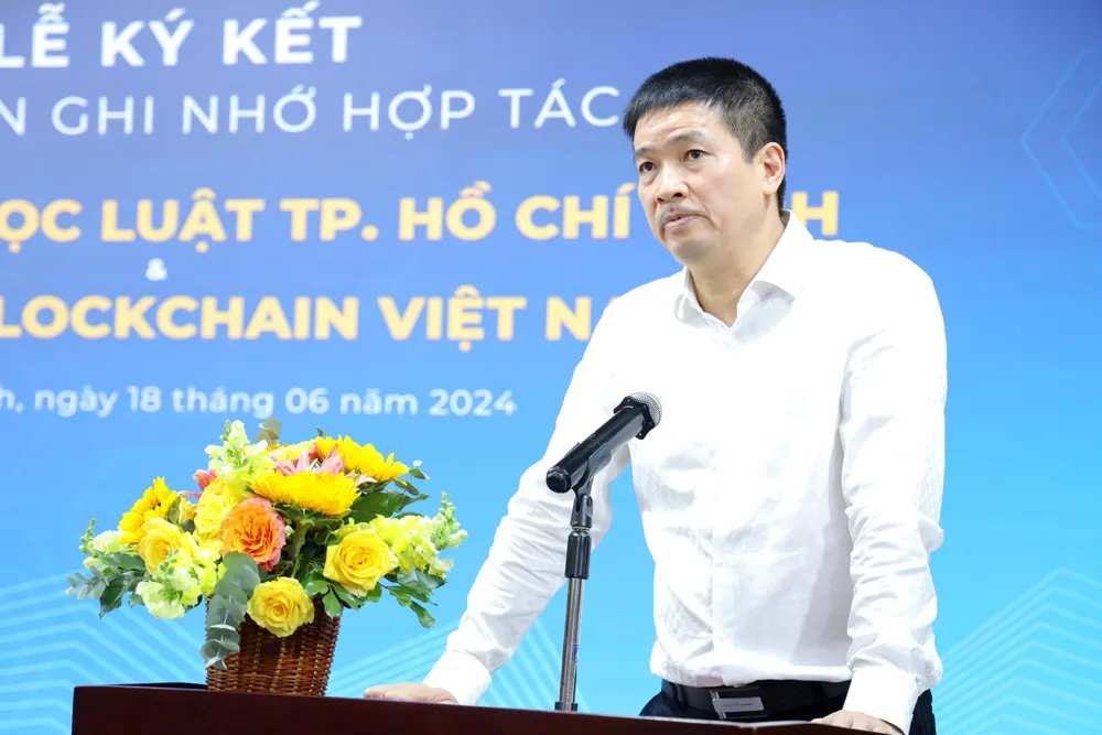 Ông Phan Đức Trung, Phó chủ tịch thường trực VBA. ẢNH: THU HÀ ai tra cứu luật