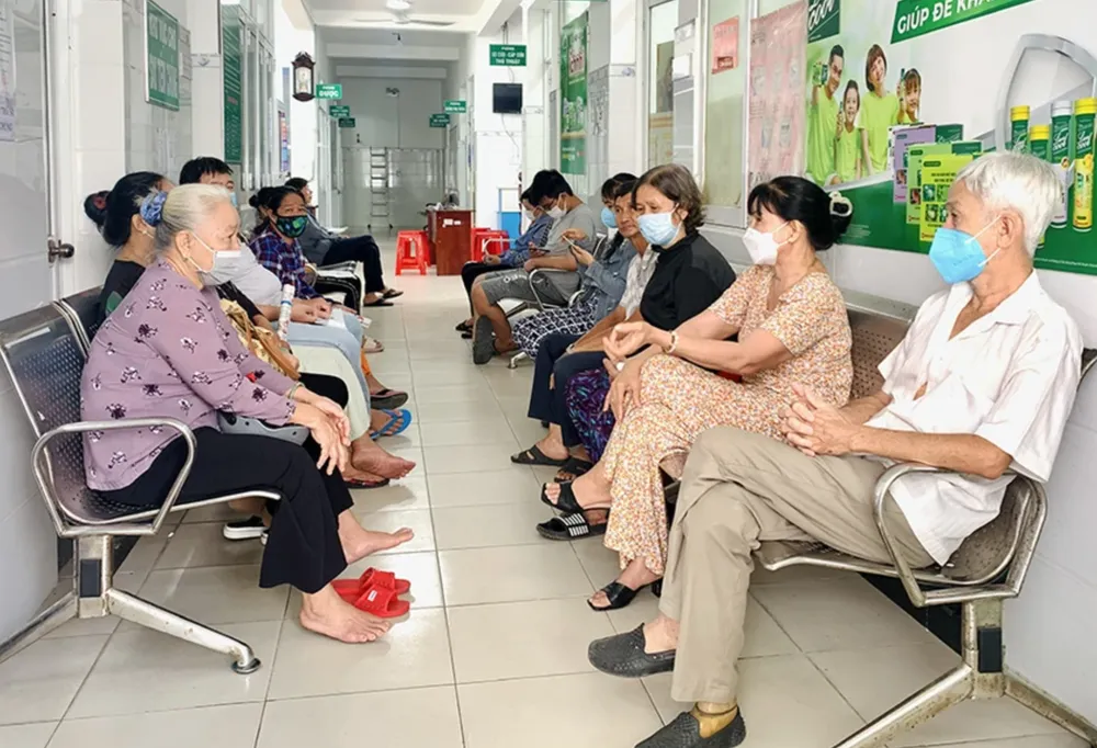 Loại trừ bệnh lý, điều chỉnh dinh dưỡng sẽ cải thiện chất lượng giấc ngủ của người cao tuổi. ẢNH MINH HỌA: THẢO PHƯƠNG người cao tuổi