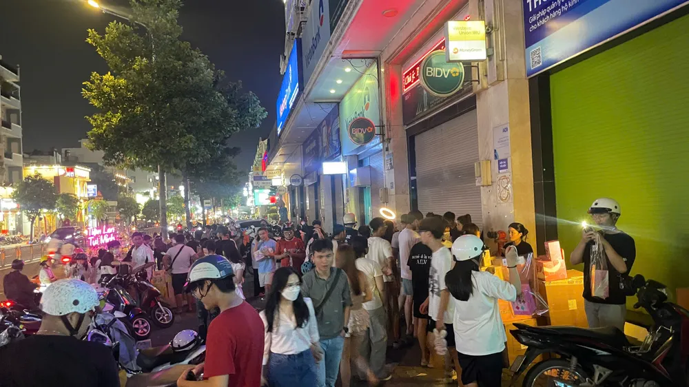 hộp mù baby three