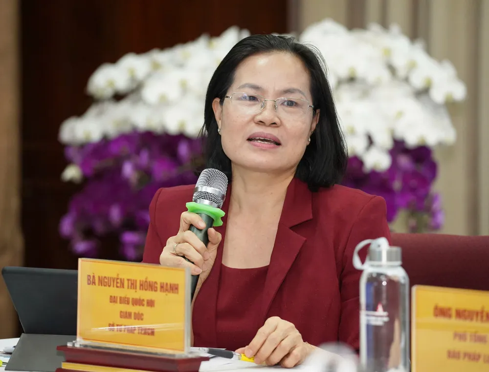 Bà Nguyễn Thị Hồng Hạnh, Đại biểu Quốc hội (ĐBQH), Giám đốc Sở Tư pháp TP.HCM. Ảnh: THUẬN VĂN người tiêu dùng