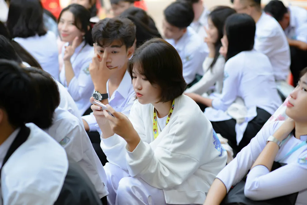 lừa đảo trực tuyến