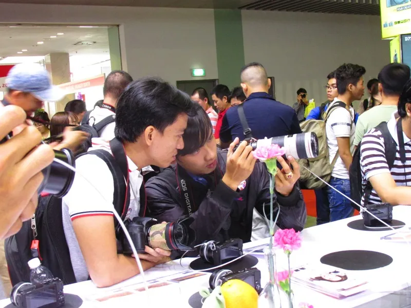 Triển lãm Digital Emotion in Viet Nam 2016 chật kín khách tham quan ảnh 13