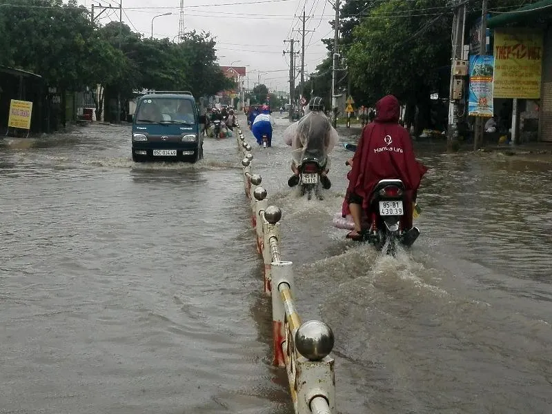 Ninh Thuận: 19/20 hồ chứa đồng loạt xả lũ ảnh 2 Ninh Thuận: 19/20 hồ chứa đồng loạt xả lũ ảnh 2