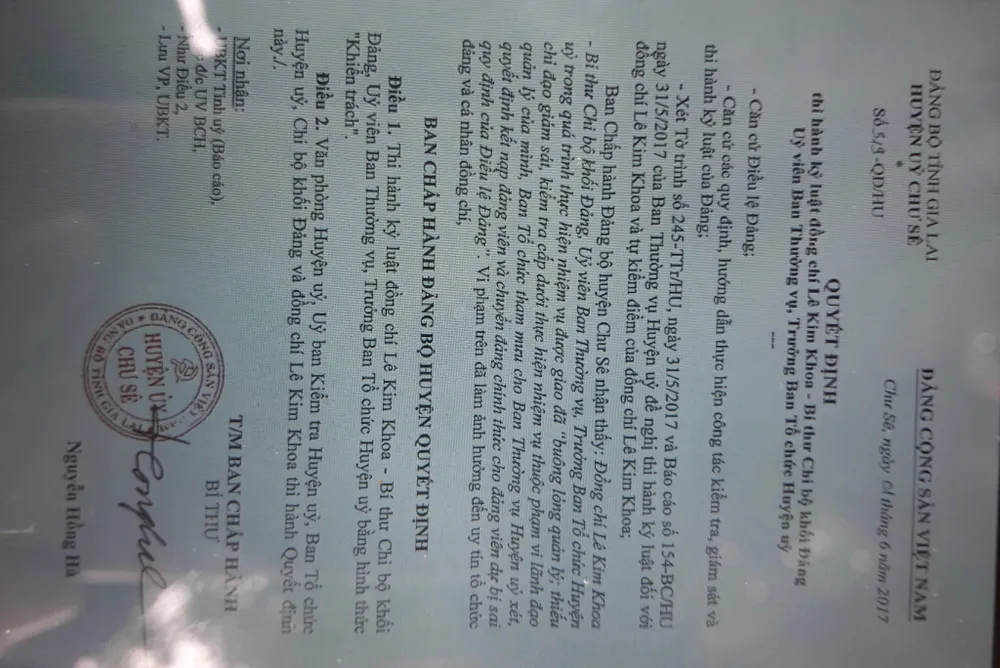 Trưởng và phó ban tổ chức huyện ủy bị kỷ luật ảnh 2