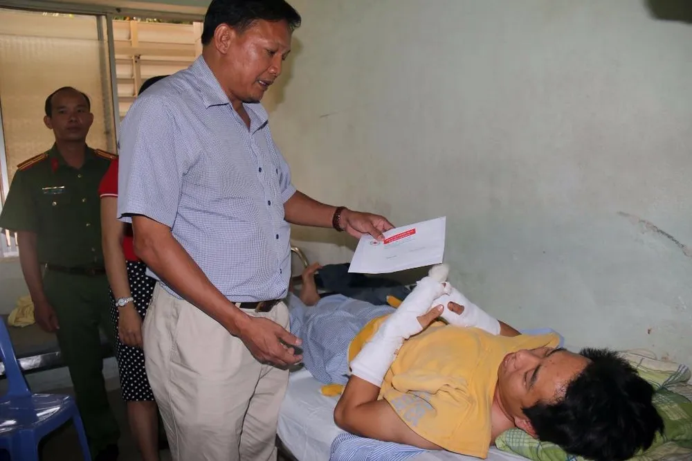 Công an Hàm Thuận Nam báo cáo vụ 2 công an tử vong ảnh 2