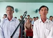 Hôm nay xét xử 2 nông dân 'nhận hối lộ'