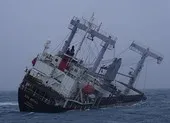 Khẩn cấp ứng phó tràn dầu trên biển do chìm tàu Panama ảnh 4 Tìm thấy 2 thi thể thuyền viên tàu Panama chìm gần đảo Phú Quý