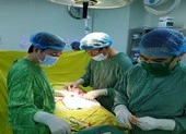 Giải cứu người đàn ông đeo vòng kim loại vào dương vật ảnh 3 Người đàn ông tự bơm silicon vào “của quý” để tăng kích thước